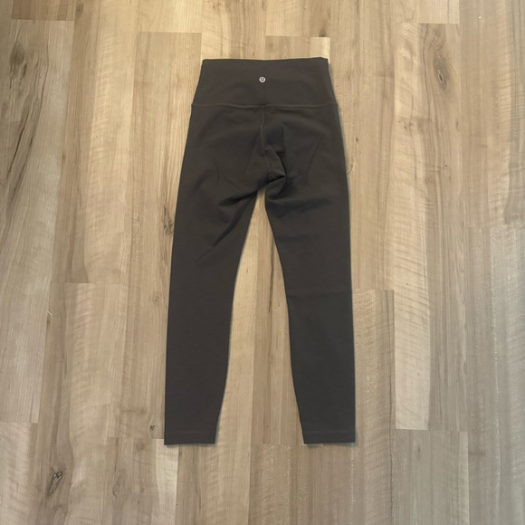 $98 Lululemon Womens Grey Leggings - Picture 4 of 6
